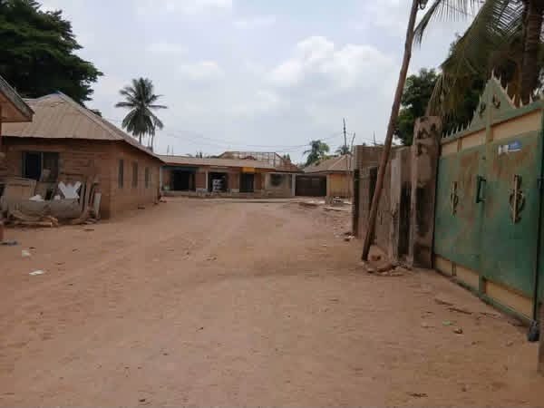 Additional view of Spacious 4-Bedroom Bungalow with Self-Contained Units