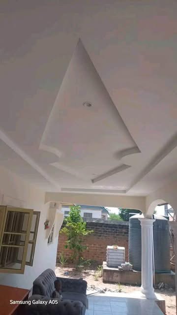 Additional view of Spacious 2 Bedroom Flat