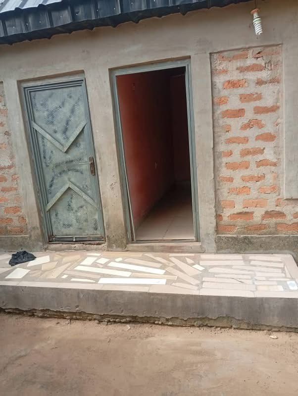 Single Room at Banadar Quarters for rent in Banadar Quarters, Makurdi, Benue
