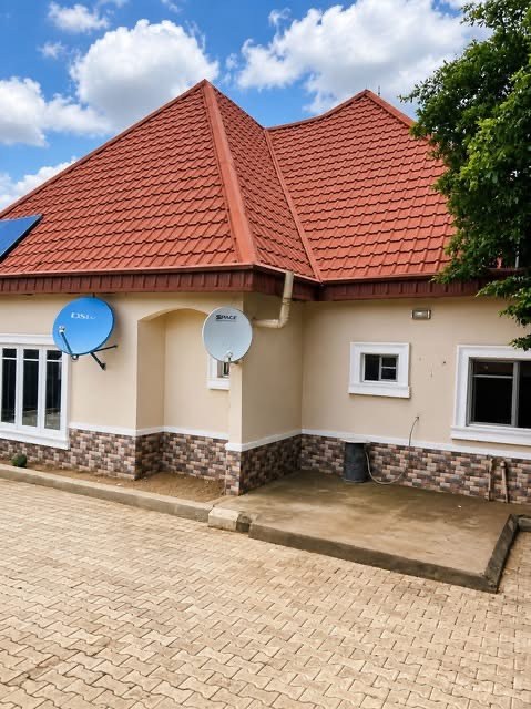 Additional view of Standard 3-Bedroom Flat with BQ