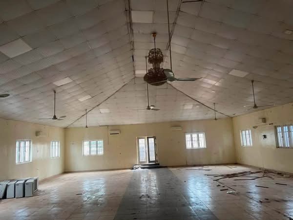 Additional view of Big Warehouse with 3 Single Rooms