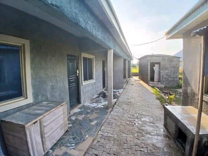 Additional view of House with rooms and self-contained apartment