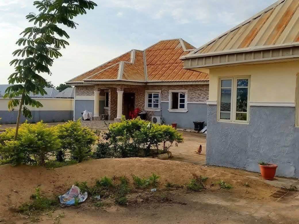 Additional view of Multi-Unit Residential Property in Kanshio