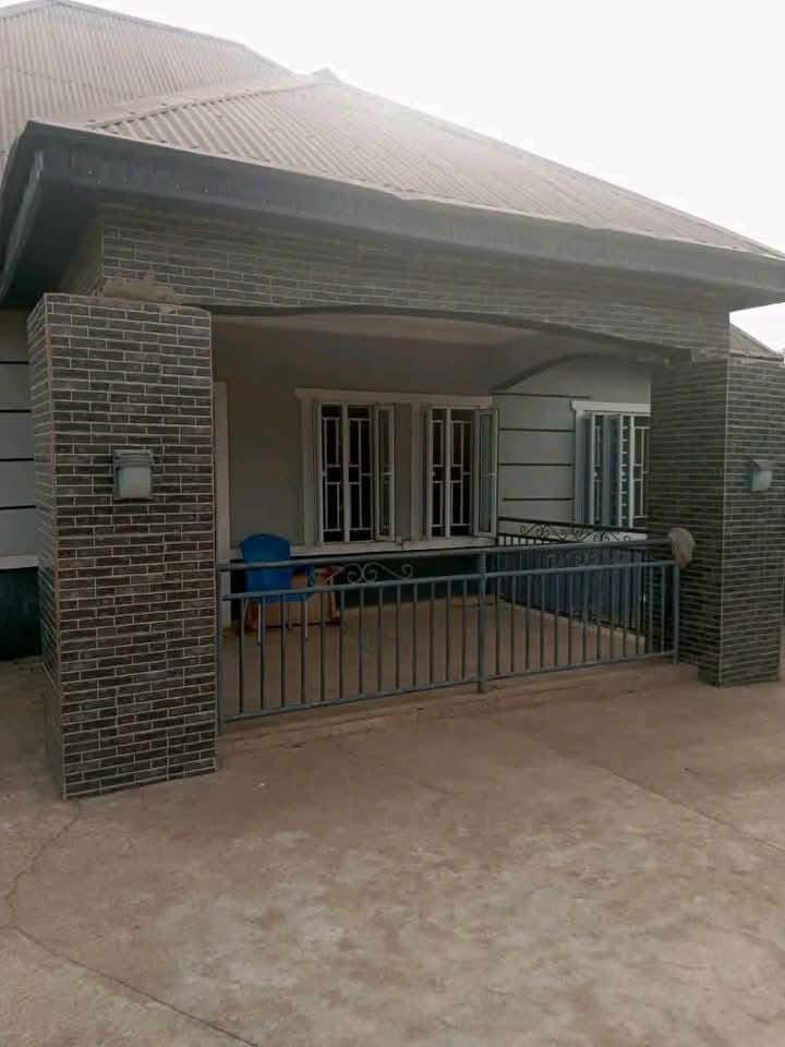 Additional view of Standard 3 Bedroom Flat for Sale