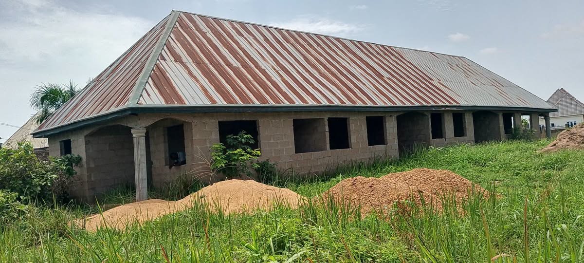 Uncompleted 4 Units 1 Bedroom Self-Contain for sale in Agber Village, Ankpa Quarters Extension, Makurdi, Benue