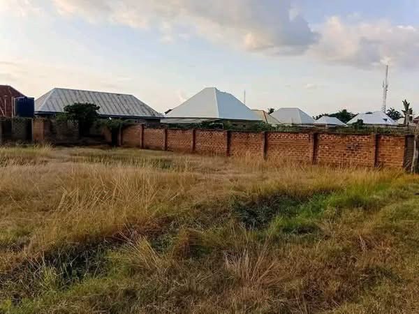 Uncompleted 4-Unit Self-Contain Property for sale in Makurdi, Benue