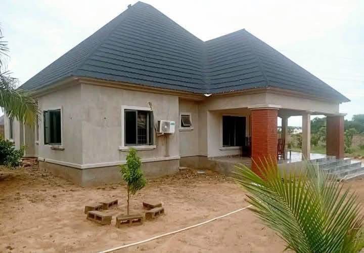 Additional view of Tastefully Finished 3-Bedroom Bungalow