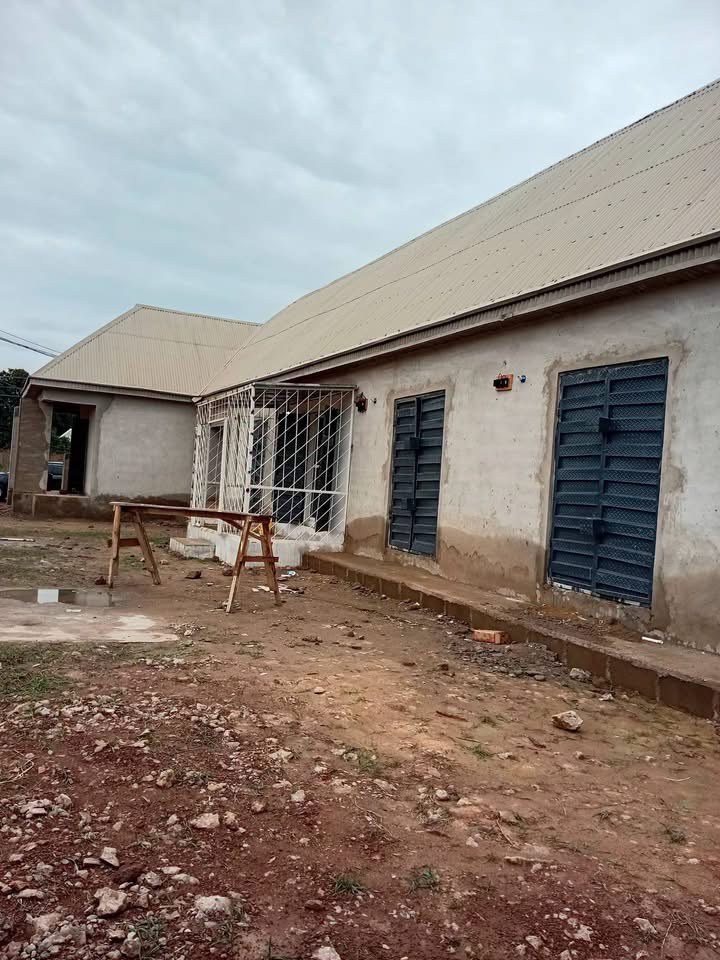 Newly Built Double Shops for Rent for rent in Achusa, Makurdi, Benue