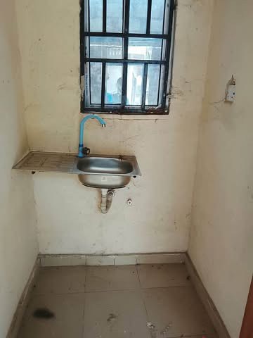Additional view of Clean One Room Self Contain