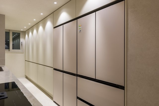 빌트인 가구 조명