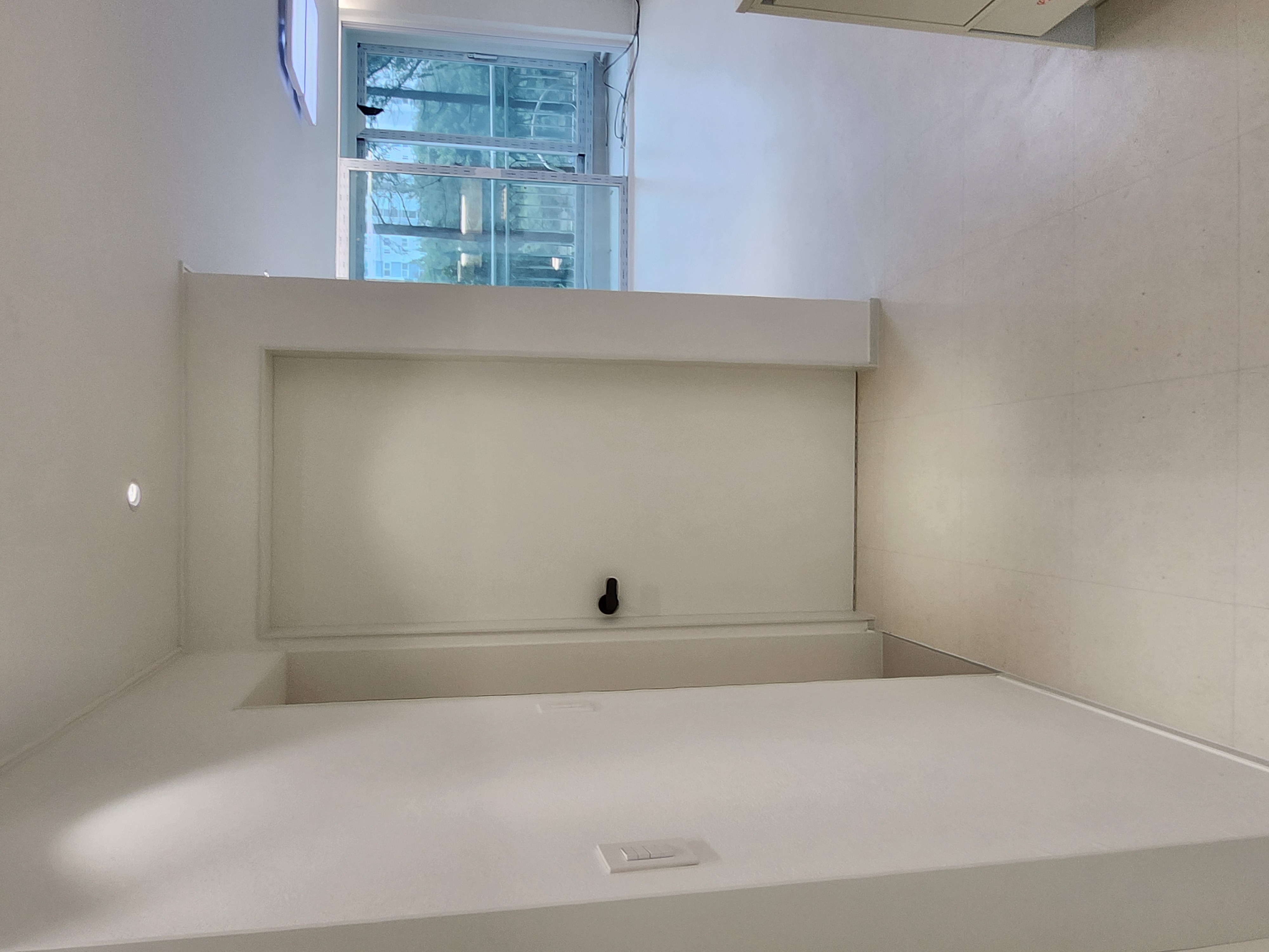 9mm 슬림 문선 디테일 후 도배 마감