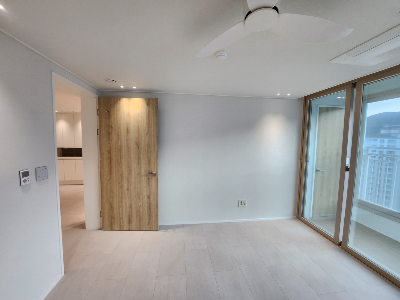 도어 필름 시공