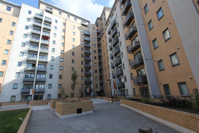 2 Bedroom Apartment