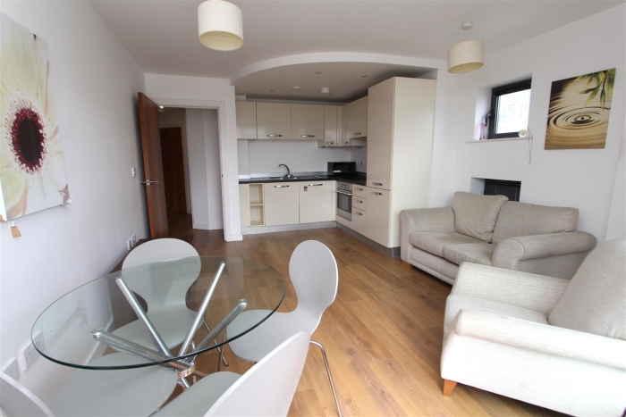 2 Bedroom Apartment