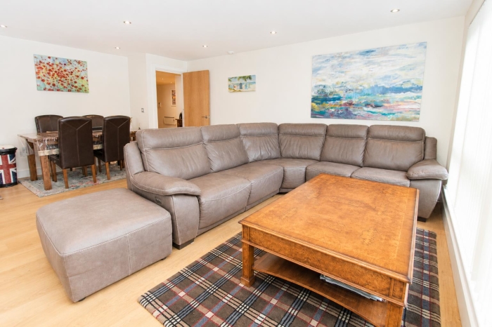 2 Bedroom Apartment