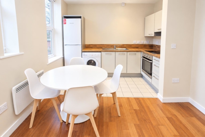 2 Bedroom Apartment