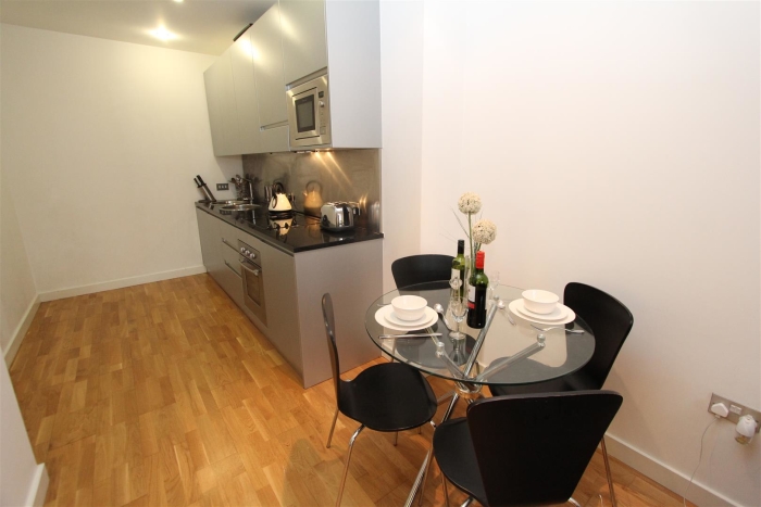 1 Bedroom Apartment