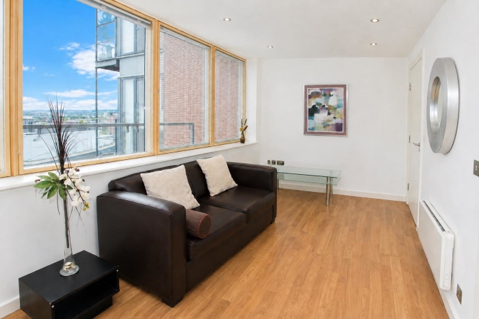 2 Bedroom Apartment