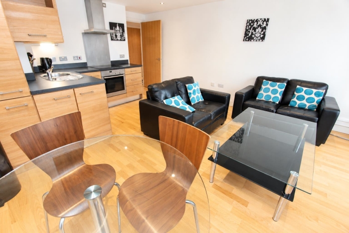 1 Bedroom Apartment