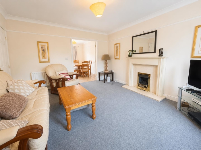 4 Bedroom Apartment
