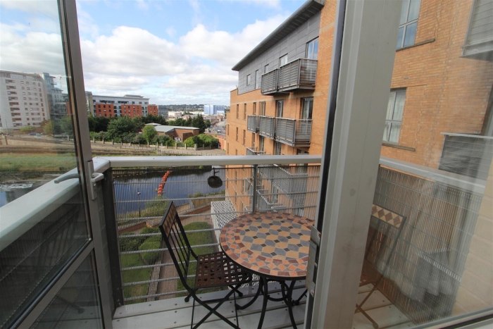 2 Bedroom Apartment