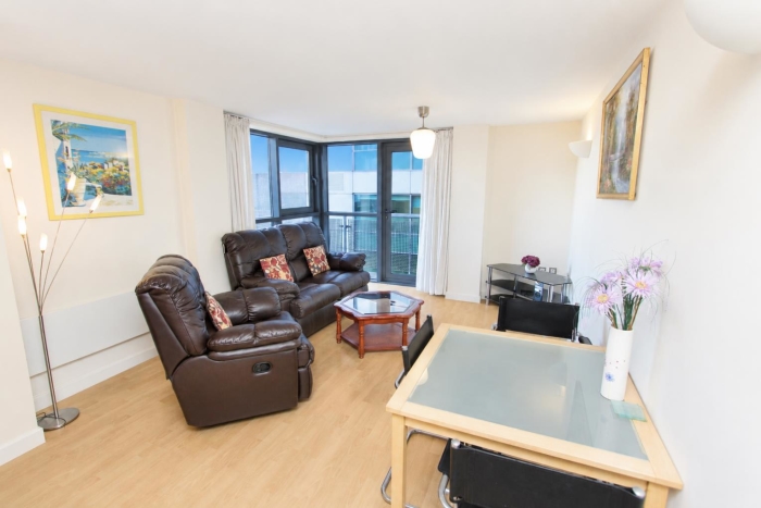 2 Bedroom Apartment