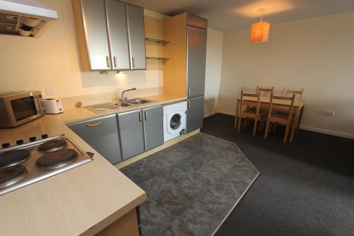 2 Bedroom Apartment