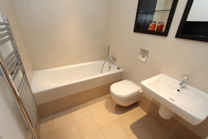 2 Bedroom Apartment