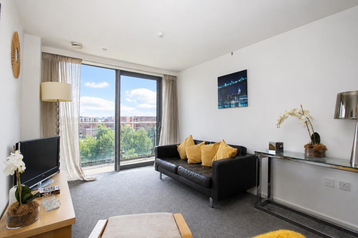 2 Bedroom Apartment