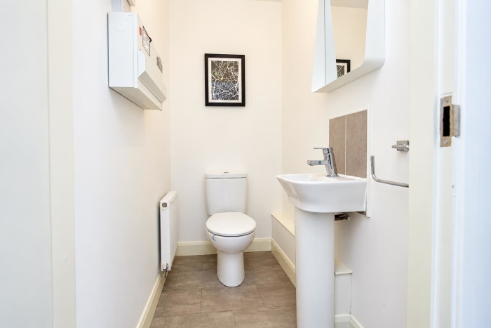 2 Bedroom Apartment
