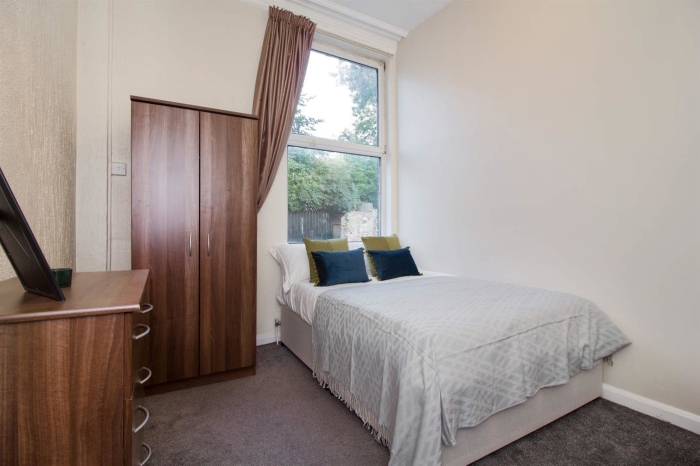4 Bedroom Apartment