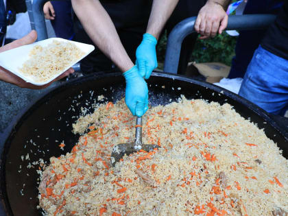 Из-за коварных продуктов волгоградцам все время хочется есть