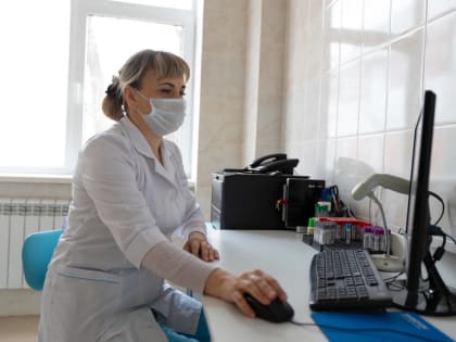 Волгоградцам перечислили первые симптомы болезни Паркинсона