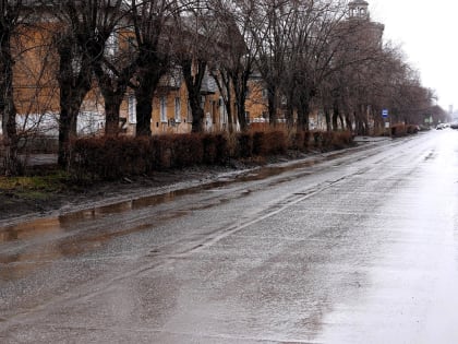 В Волжском решают вопросы дорожного ремонта с учетом мнения общественности