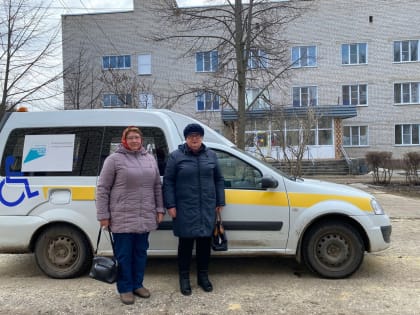 В регионе пожилых селян возят в поликлиники на спецтранспорте