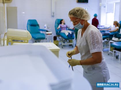 В преддверии 8 Марта волгоградские студенты сдадут кровь