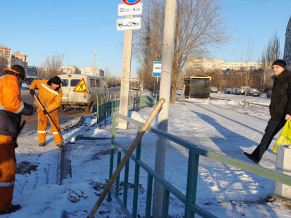 В Волжском уборка на дорогах находится на контроле власти