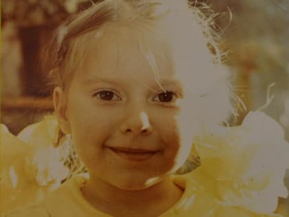 Волжанка вяжет пуповину из шерсти для недоношенных младенцев в реанимации