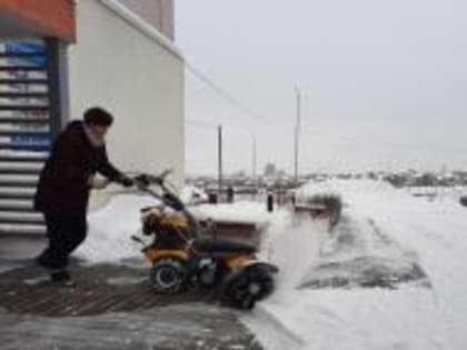 Муниципалитет контролирует приведение в порядок дворов после снегопада и ледяного дождя