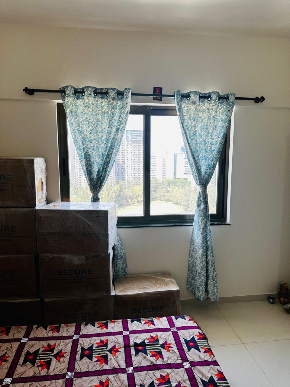 Room for rent in Blue Ridge Approach — ₹21,000/mo · RoomPin
