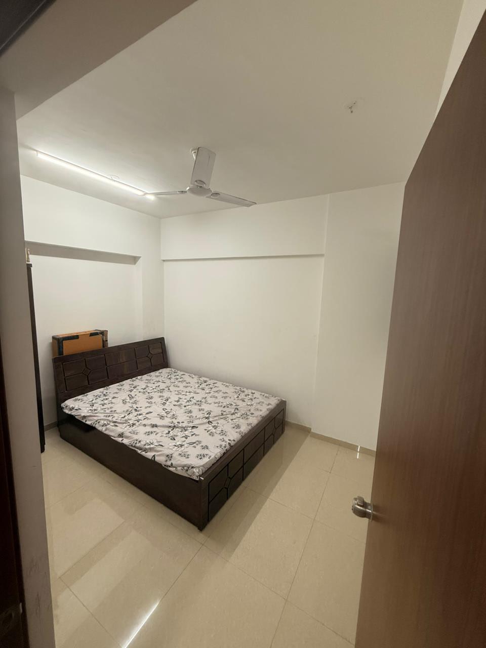 Flat for rent in DNV Elvira Ln — ₹25,000/mo · RoomPin