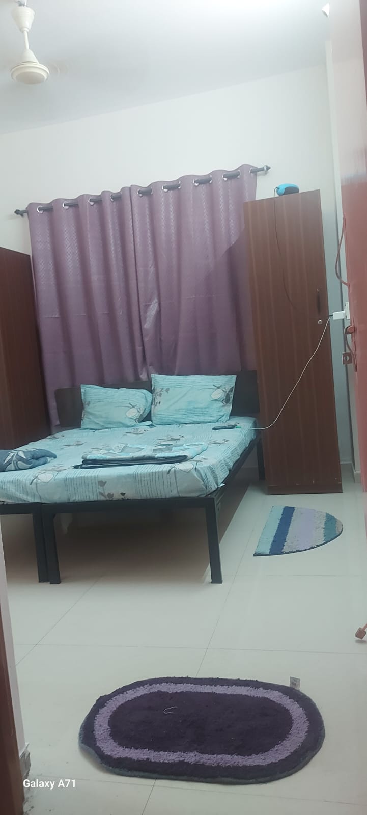 Flat for rent in Datta Mandir Rd — ₹11,000/mo · RoomPin