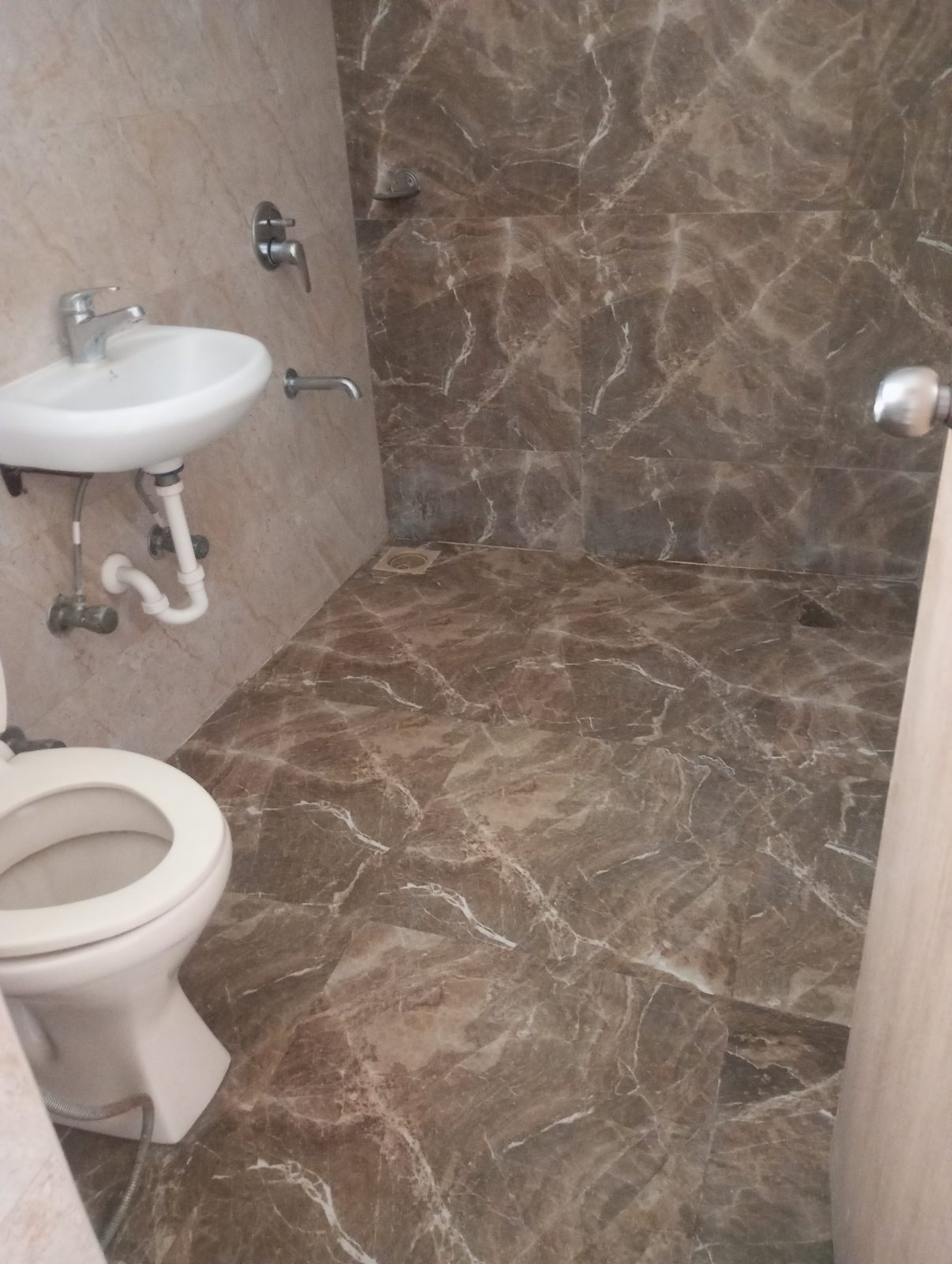 Flat for rent in Kumar Piccadilly Rd — ₹35,000/mo · RoomPin