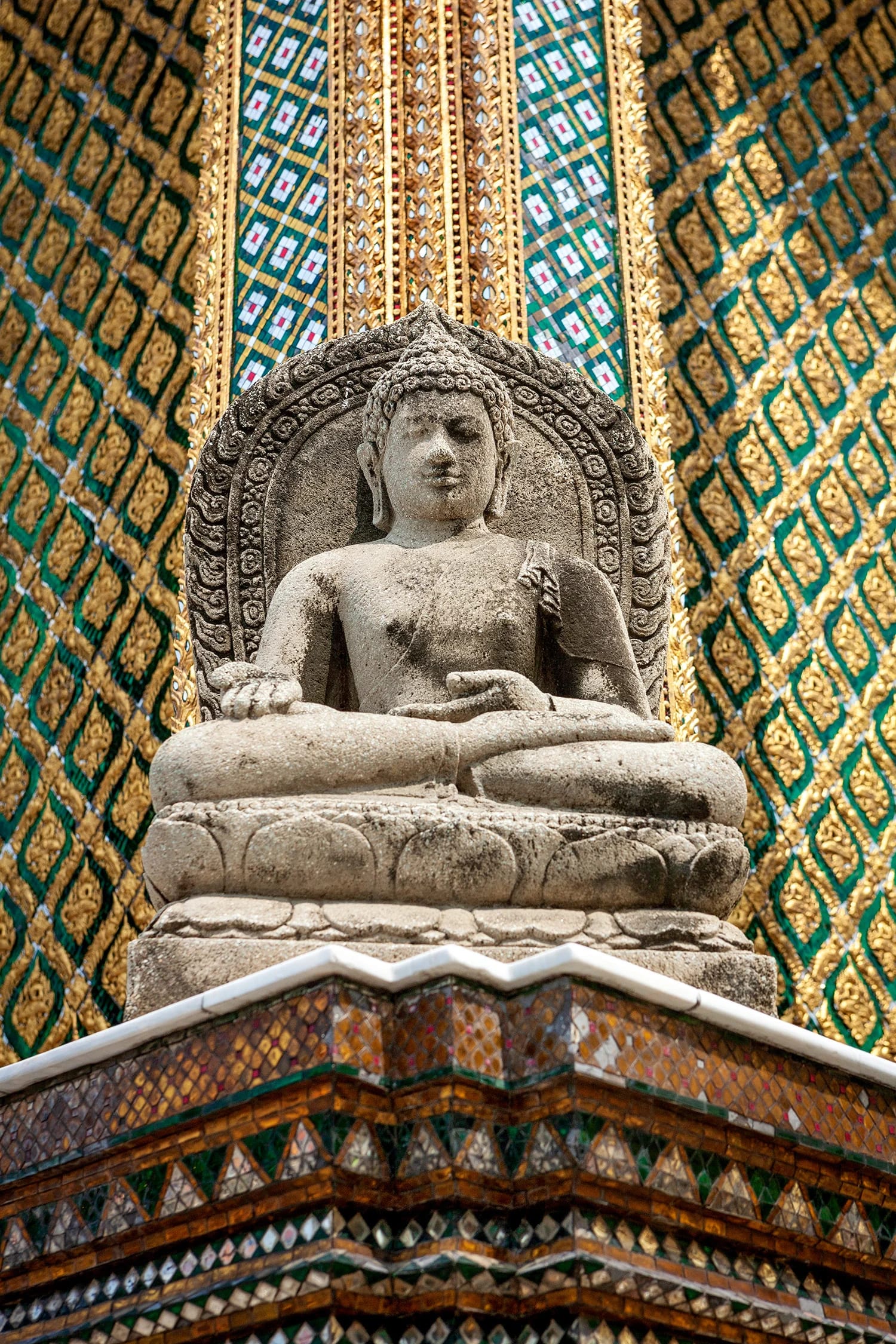 Buddha statue