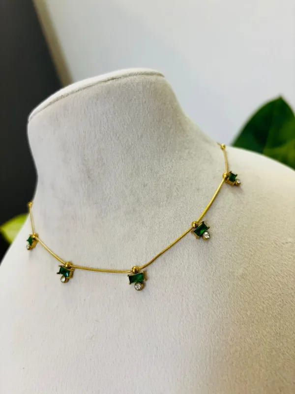 Minimal green stone necklace thumbnail 2
