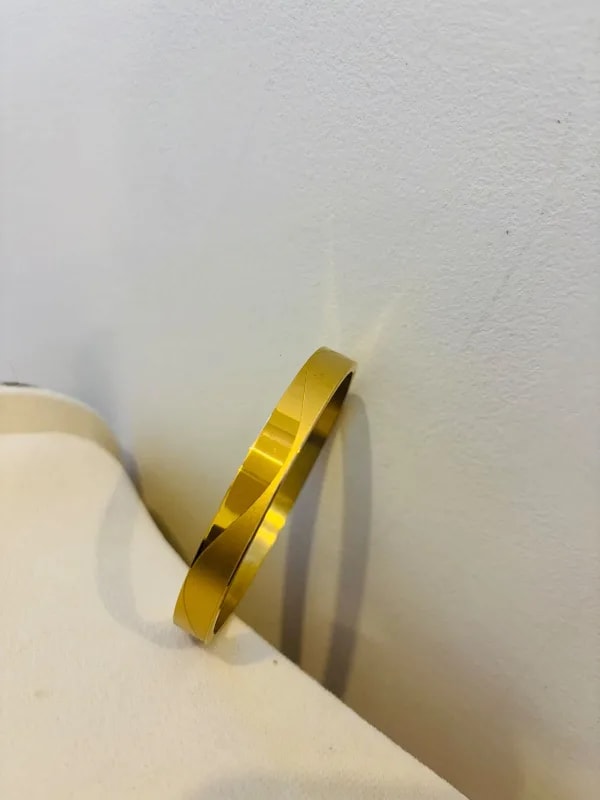 Men's Classic Gold