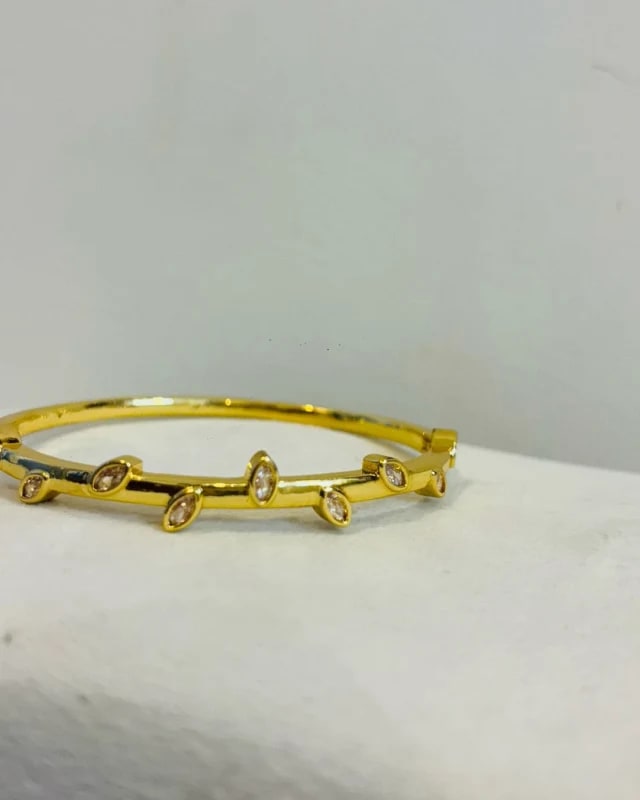 Stainless Steel Gold-Plated American Diamond Anti-Tarnish Kada thumbnail 4