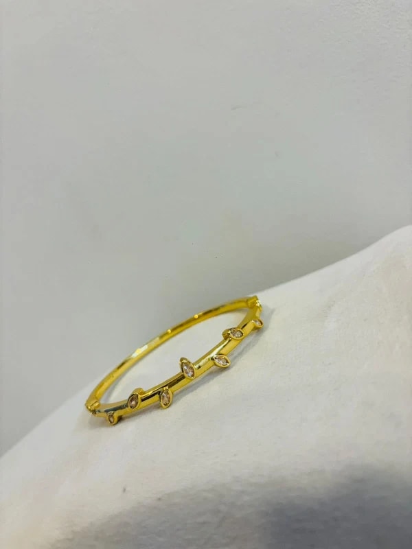 Stainless Steel Gold-Plated American Diamond Anti-Tarnish Kada thumbnail 3
