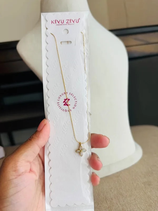 Mini Petal Necklace thumbnail 5