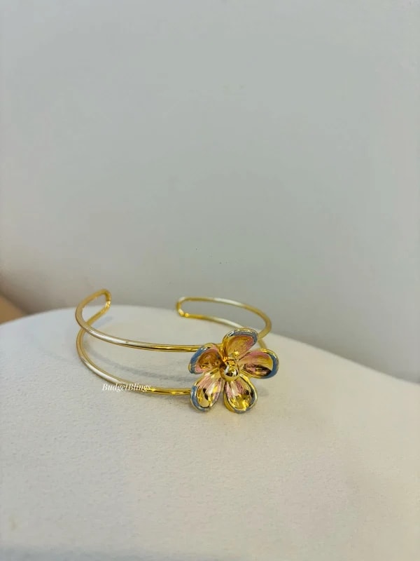 Petal Charm Bracelet (per piece) thumbnail 3